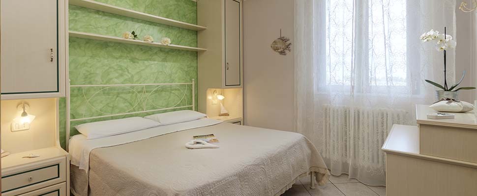 camera-doppia-sirolo-006